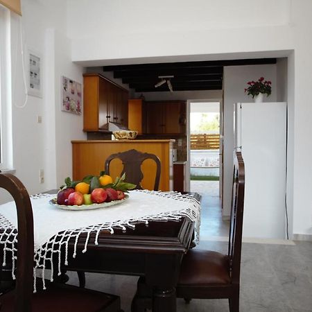 Вилла Evas House 7 Mins Walk To Beach Ставрос Экстерьер фото
